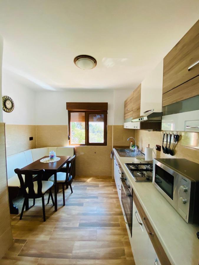 Apartament Sunshine Lejlighed Orşova Eksteriør billede